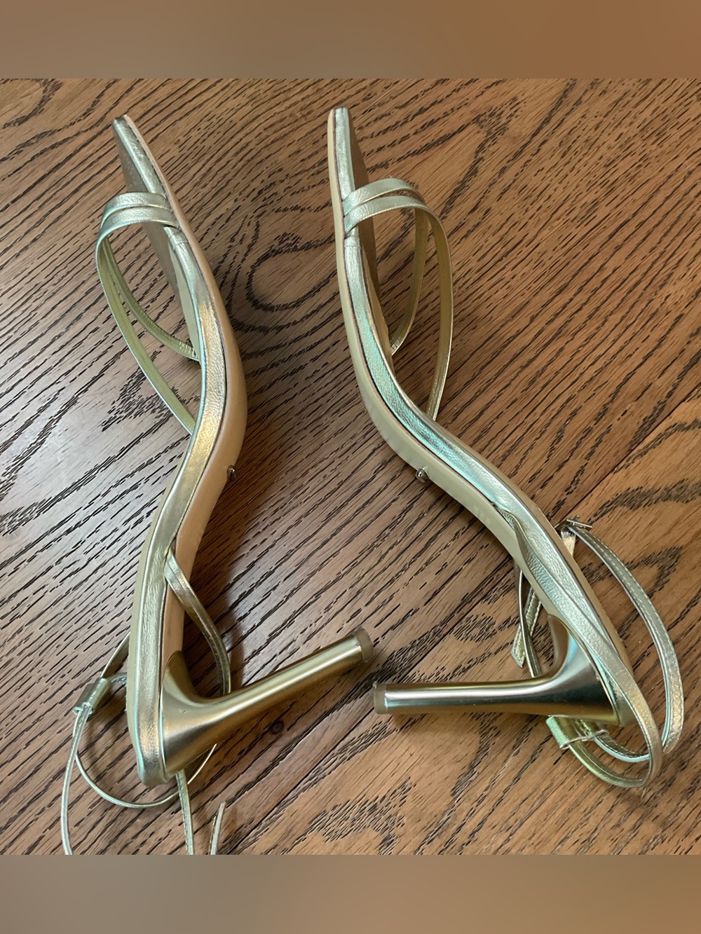 Tony Bianco -Corso Gold Nappa Metallic Strappy Ankle-Heel Sandal. Size 8 - Picture 4 of 11